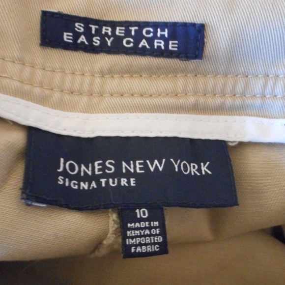 Jones New York Size 10 beige flat front cotton - Picture 2 of 5